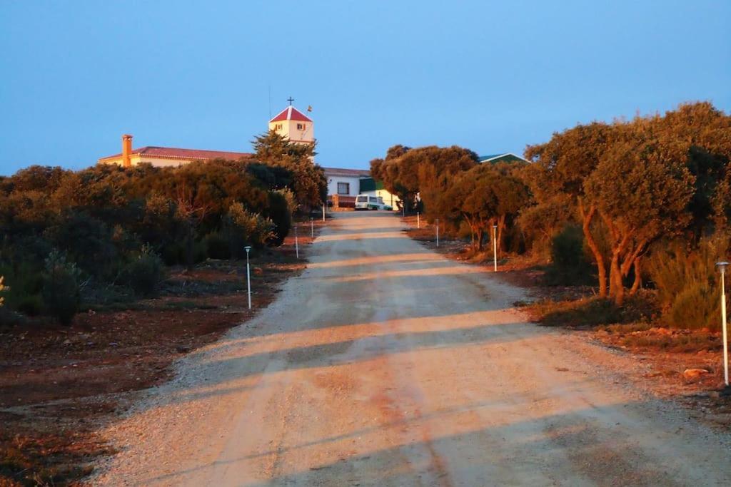 Villa Cerro Moreno Ossa de Montiel Bagian luar foto
